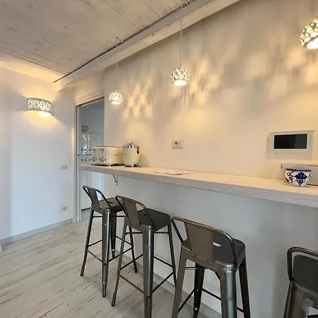 Apartment Romantic 10 Minutes From The