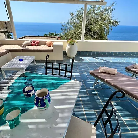 Romantic 10 Minutes From The Conca dei Marini