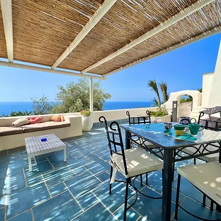 Apartament Romantic 10 Minutes From The Conca dei Marini